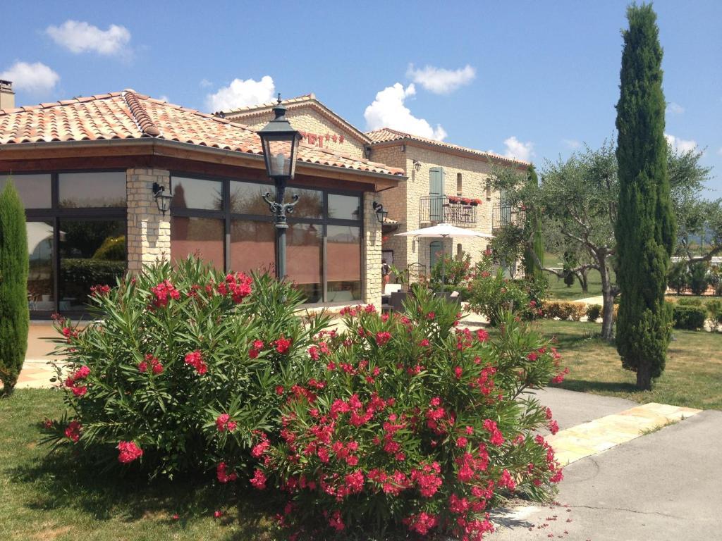 Logis Hotel Restaurant Le Mas De Mon Pere Saint-Jean-le-Centenier Luaran gambar